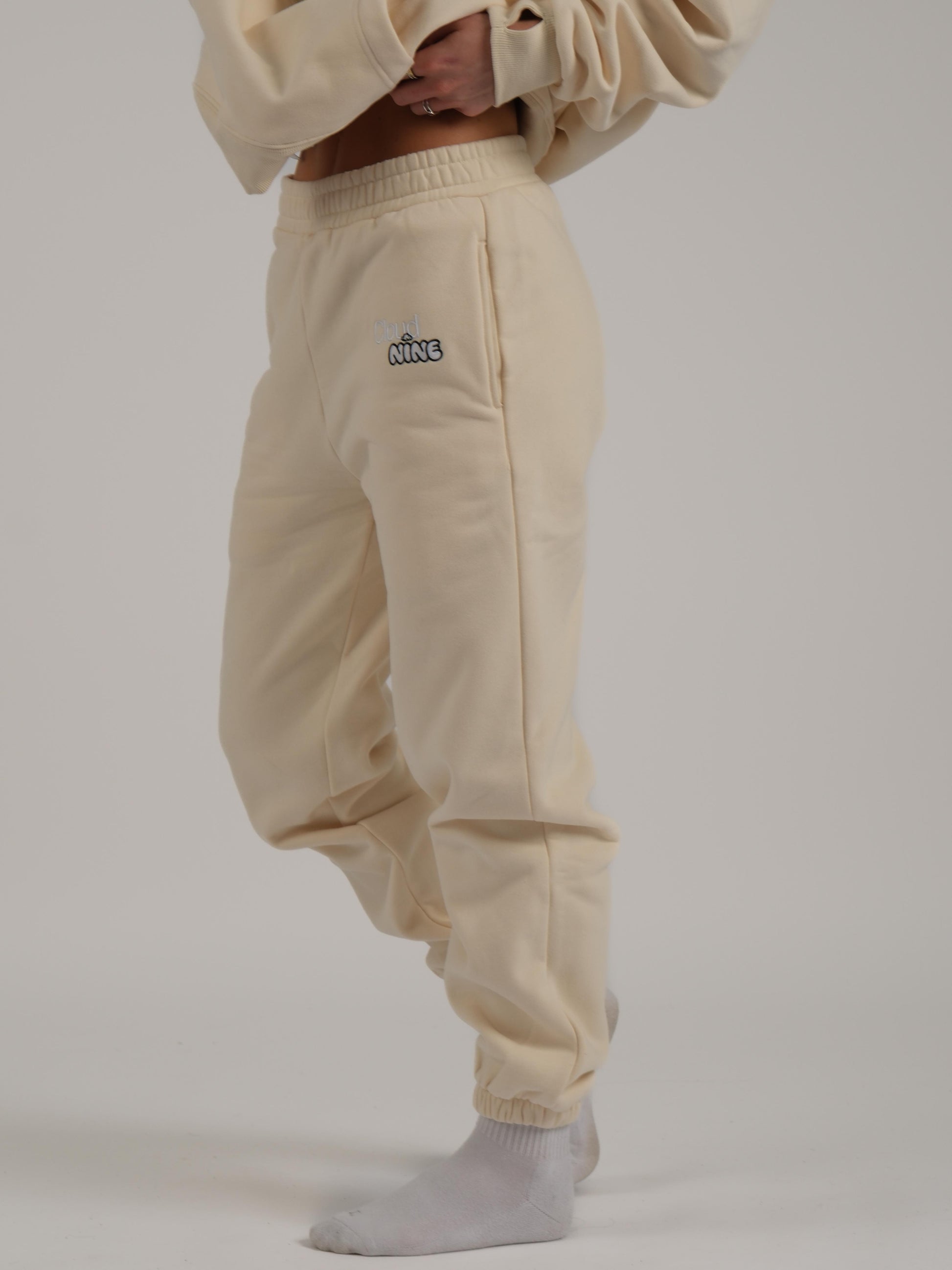 beige sweatpants women