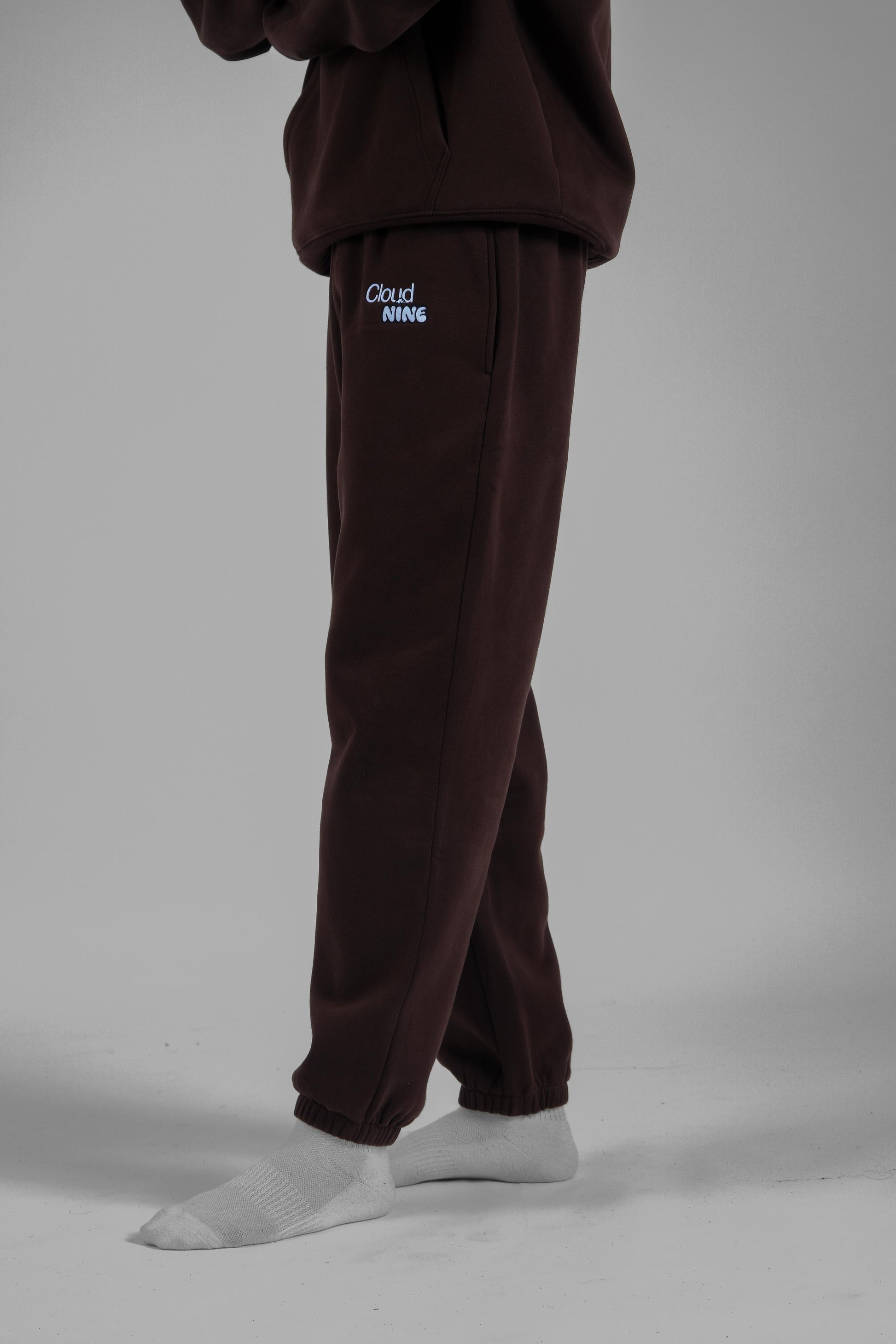 sweatpants brown