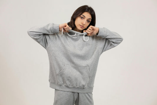 5 Outfits That Feel Like a Hug