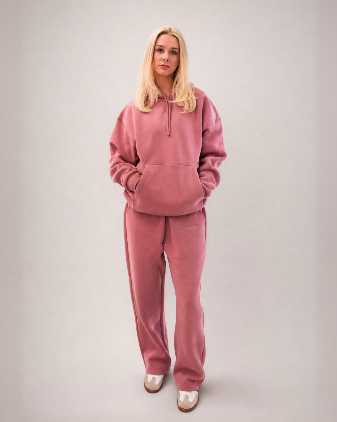 Cloud Eleven Sweatpants - Blush pink - image 02