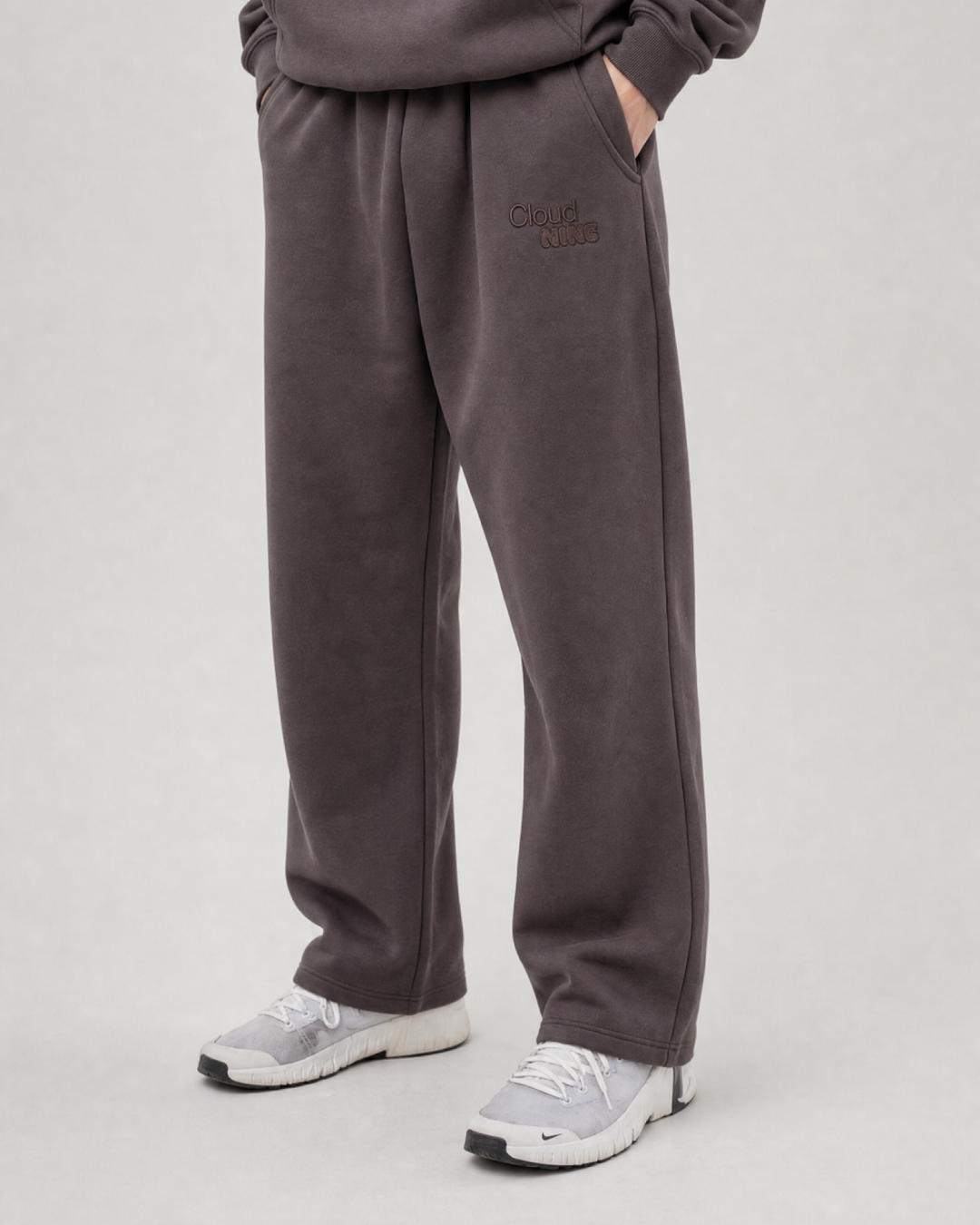 Grounding Sweatpants Espresso image 01