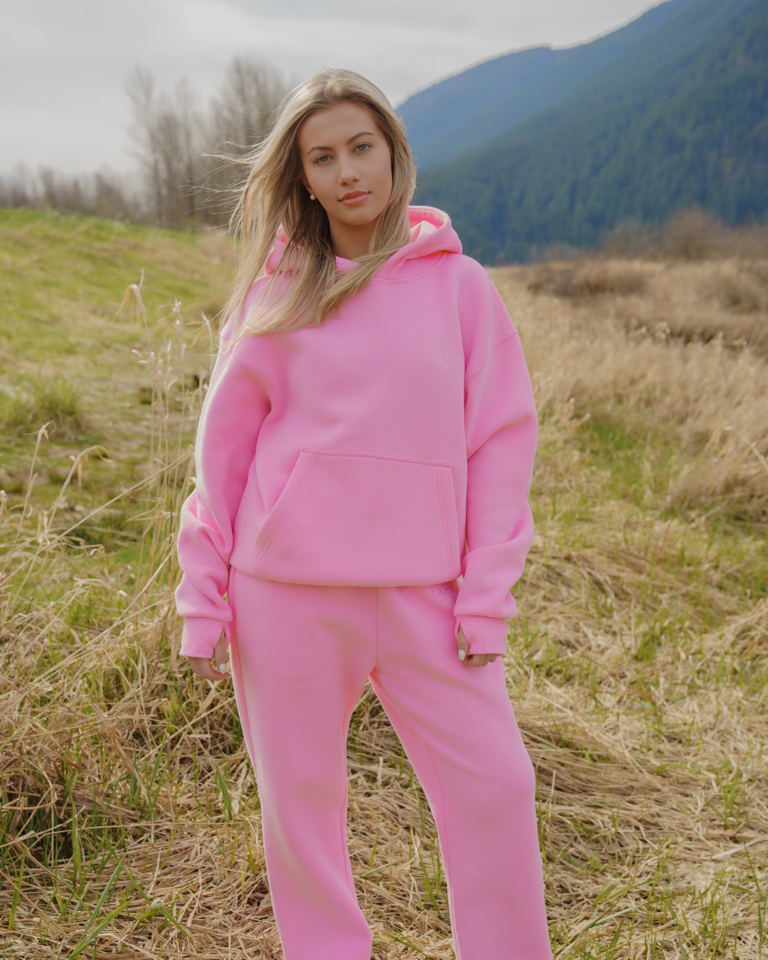 Pastel Cloud Comfort Hoodie and Sweatpants with Wrist cushion in Cotton Candy