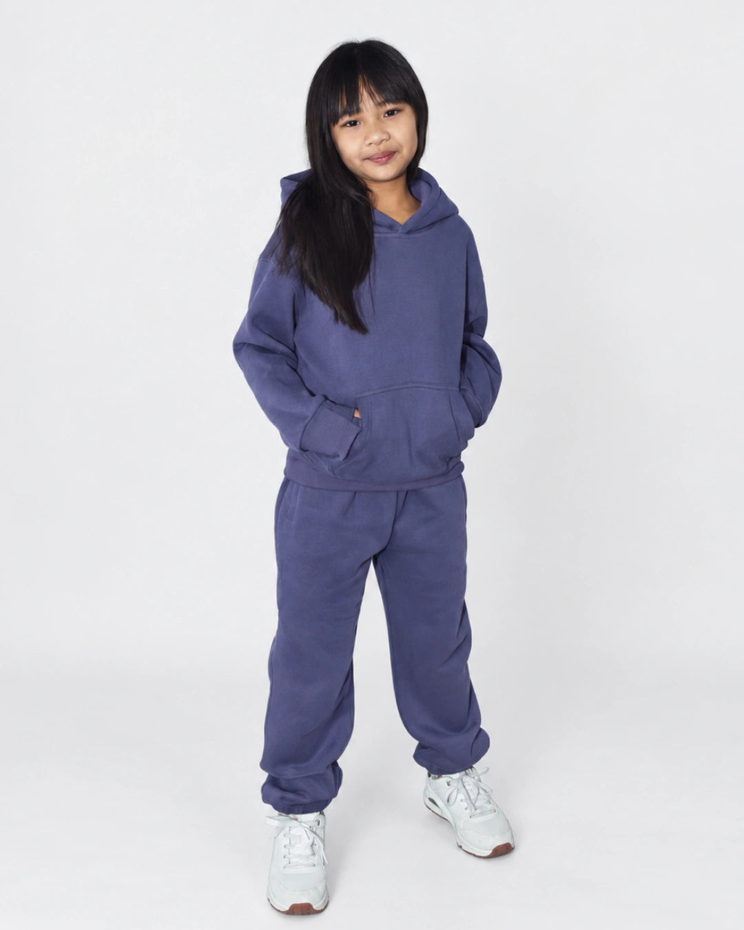 Soothe kids sweatpants in Moonlit Purple - Full outfit view