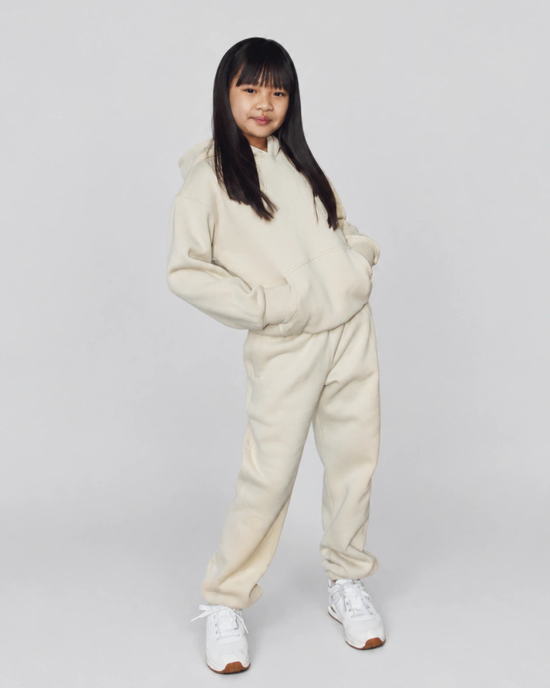 Soothe kids sweatpants in Pearl - Full outfit view